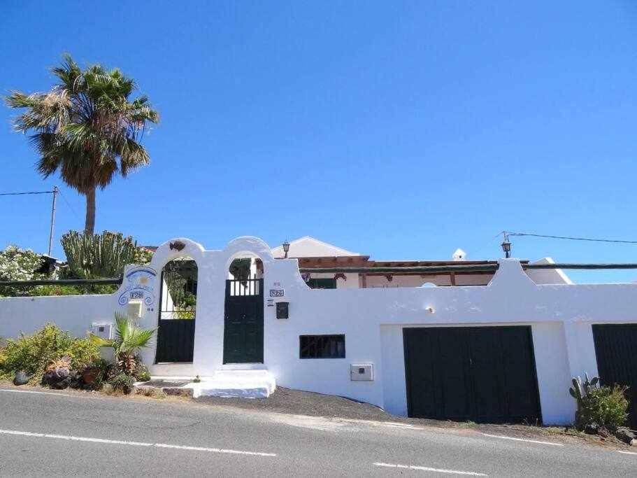 Casa Descanso Con Jacuzzi En Playa Quemada Villa Luaran gambar